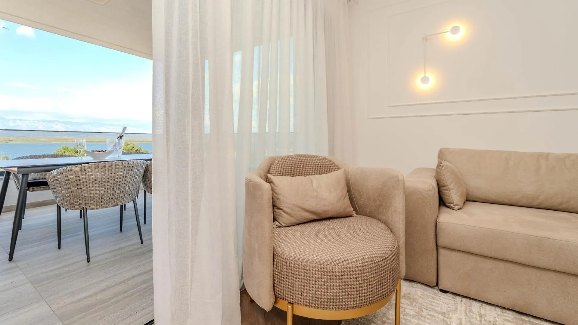 La Vir Deluxe- Gold Apartamento